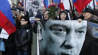 Над 20 хил. почетоха Немцов в Москва (СНИМКИ, ВИДЕО)