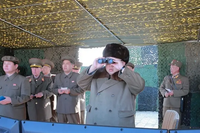 Ким разстрелял министър със зенитна картечница. Бил задрямал