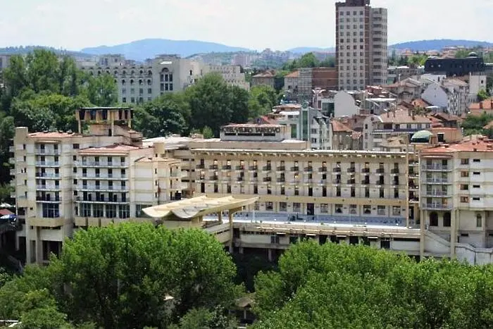 Най-известният хотел в Търново на търг заради дълг към КТБ