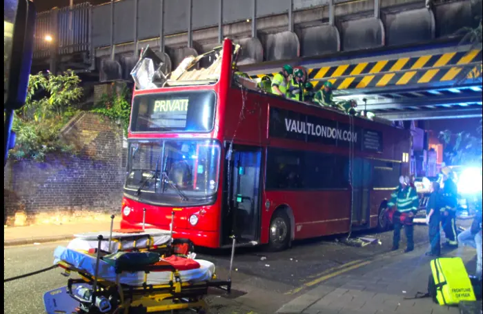 26 ранени след катастрофа на автобус в Лондон