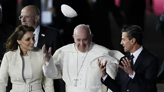 Папата: Във Ватикана има корупция, но не съм на успокоителни