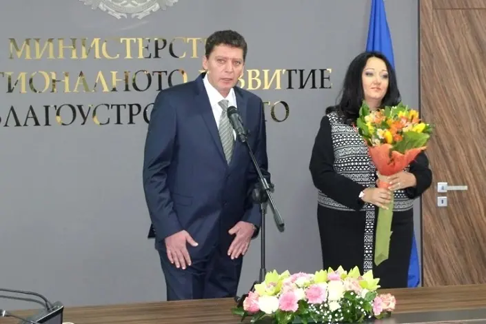 Румен Радев издаде втори указ за новия строителен министър