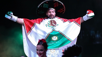 Тайсън Фюри нарече Антъни Джошуа идиот и страхливец и оттегли