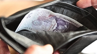 Правителството прекрои намеренията си в действие и взе решение да