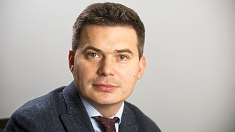 Управляващият директор на авиационната индустрия на Корпорацията за развитие на