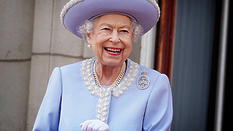 Кралицата на Великобритания Елизабет II почина вчера а днес целият