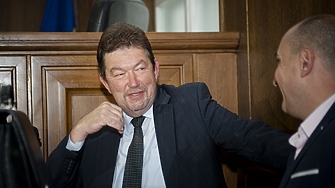 Единият от двамата адвокати на Цветан Василев Константин Симеонов