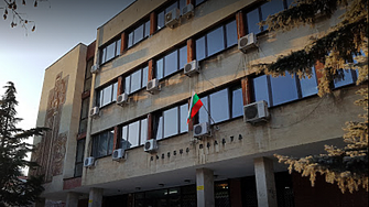 След двете пандемични години общият брой постъпващи дела започва бавно да