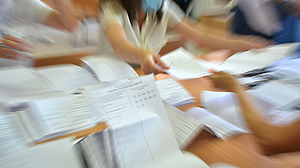 Изборният ден в чужбина вече започна и българите с право