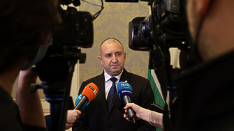 Президентът Румен Радев обяви че ще предостави на парламентарно представените