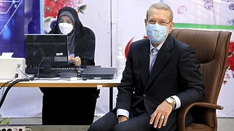 Първи пукнатини започнаха да се появяват сред политическия елит на Иран