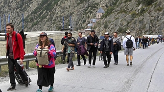 Да се затворят границите за всички покриващи условията за мобилизация