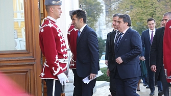 Ще бъдем конструктивна предвидима опозиция Това заяви Кирил Петков съпредседател на