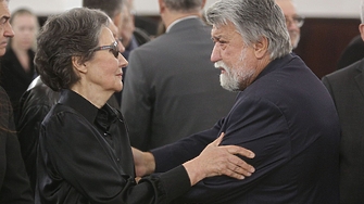 Държавната власт актуална и бивша беше добре представена на