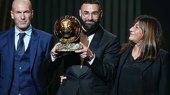 Френският президент Еманюел Макрон поздрави Карим Бензема за спечелването на