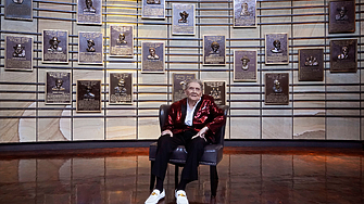 Неукротимата звезда на рокендрола Джери Лий Луис почина днес на