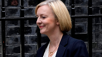 Лиз Тръс подаде оставка като министър председателка на Обединеното кралство в