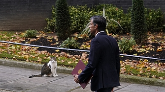 През 1974 година Нараяна Мурти който днес е тъст на новия британски