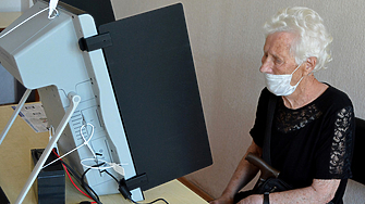 Общественият съвет към комисията по електронно управление излезе с анализ