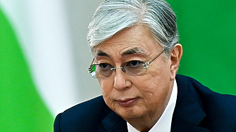 Президентът на Казахстан Касъм Жомарт Токаев печели категорично вчерашните предсрочни президентски