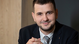 Ние трябваше да отидем на консултации при президента но след