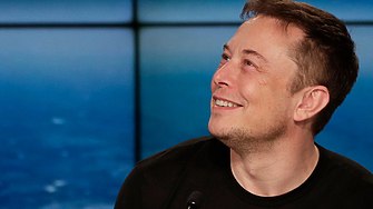 Илон Мъск и Тим Кук са се сдобрили след среща