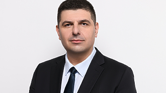 Депутатът от Демократична България Ивайло Мирчев оповести на профила си