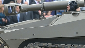 Който иска да стане професионален войник има шанс за това