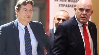 Сериозна престрелка с реплики си спретнаха днес главният прокурор Иван