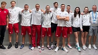 Щафетата на България на 4 х 200 метра свободен стил