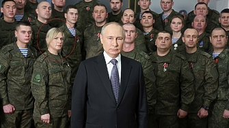 Путин тази година произнесе прословутото си новогодишно обръщние сред военни