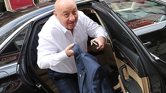 Докато в София лидерът на ГЕРБ Бойко Борисов ухажва лидера