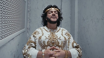 Украинският президент Володимир Зеленски подписа днес указ с който украинските