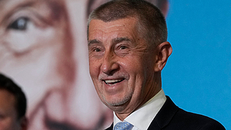 Милиардерът популист Андрей Бабиш е начело сред общо 8 кандидати