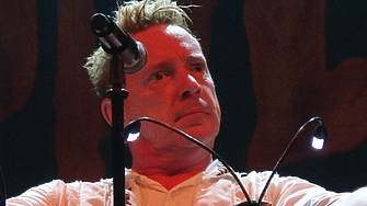 Джон Лайдън както е истинското име на певеца на