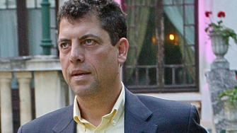 Бившият финансов министър на България Милен Велчев и брат му