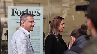 Американкото правителство е било подведено от доброжелатели за да включи