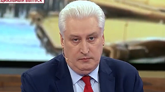 Германският канцлер Олаф Шолц е втори Хилер а външната министърка