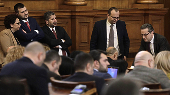 От втория опит но едва на първо четене мнозинството прие