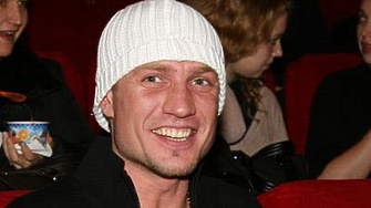 И двата крака на лежащия в болница олимпийският шампион по