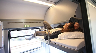 Инцидент с прикачване на два влака пътуващи в посока София