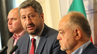 Вече са почти изяснени водачите на листи от Демократична България  в коалицията