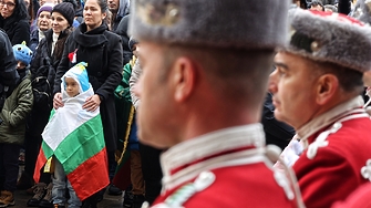 България е на крачка от това да стане развита богата