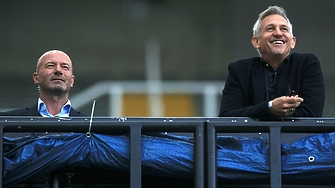 Би Би Си обяви че временно сваля от екран своя дългогодишен водещ