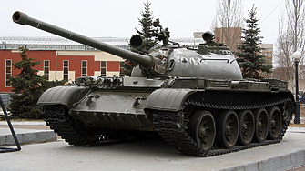Ако Русия прати на фронта остарелите си съветски танкове Т 54 55 да
