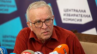 Лидерът на Има такъв народ Слави Трифонов чиято партия е