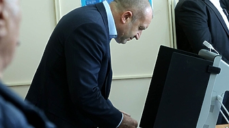 Президентът Румен Радев ще свика възможно най скоро парламента и няма