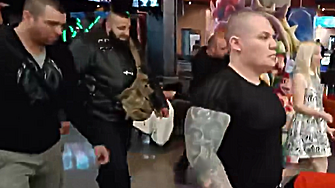 Така наречените инфлуенсъри Чеченеца Куката и Емили остават в