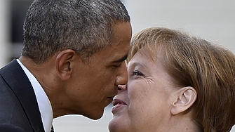 Барак Обама и Ангела Меркел бяха засечени от германските медии