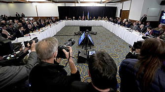 Контактната група за Украйна се събира днес в американската военновъздушна база